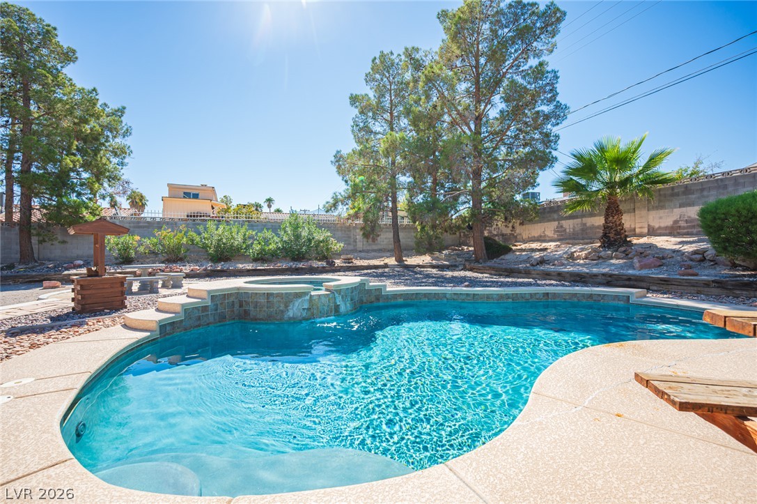 5717 Compton Drive Las Vegas NV 89108