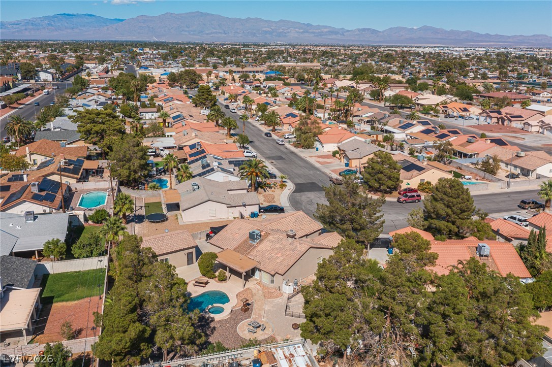 5717 Compton Drive Las Vegas NV 89108