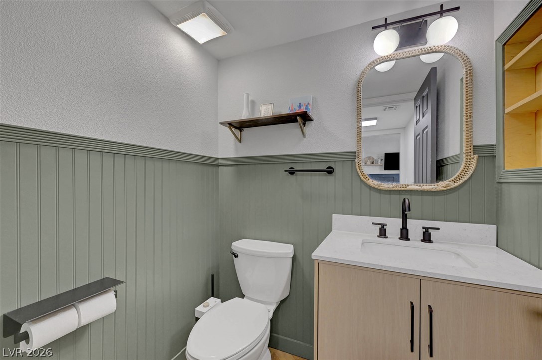 5383 Mountain Vista Street 13 Las Vegas NV 89120