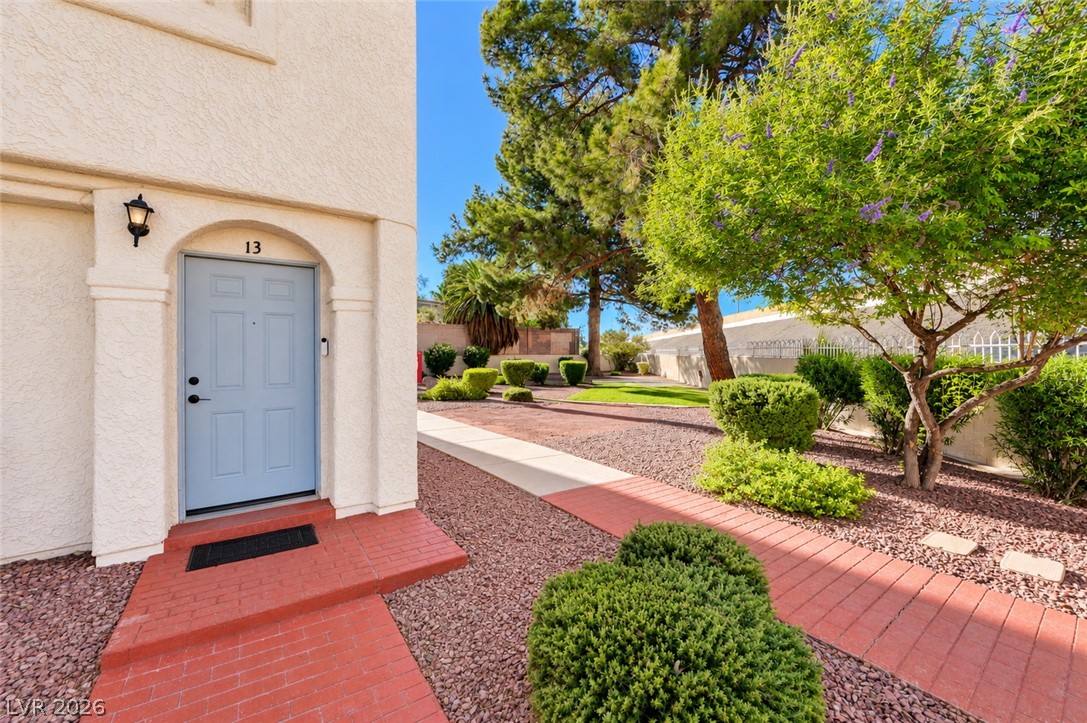 5383 Mountain Vista Street 13 Las Vegas NV 89120