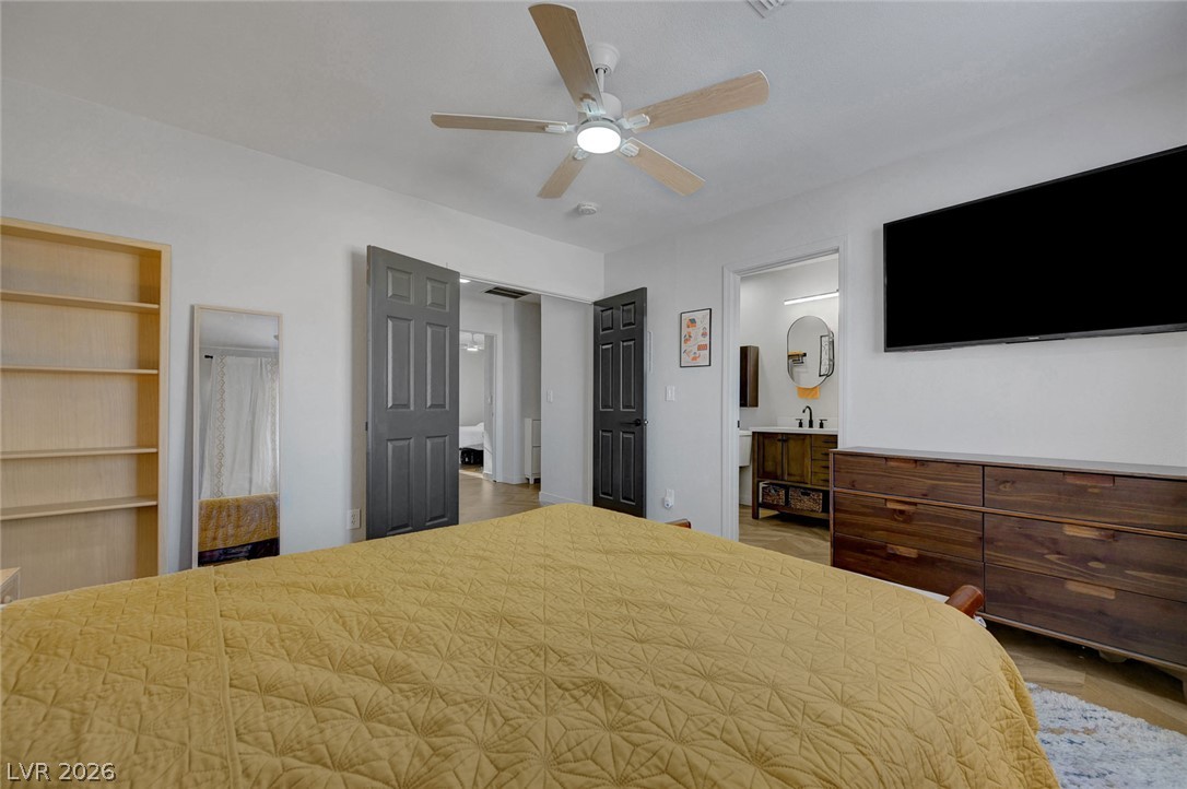 5383 Mountain Vista Street 13 Las Vegas NV 89120
