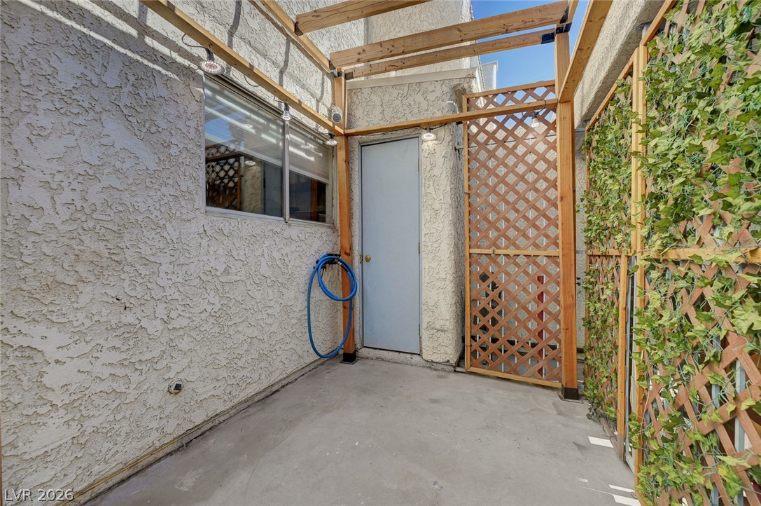 5383 Mountain Vista Street 13 Las Vegas NV 89120