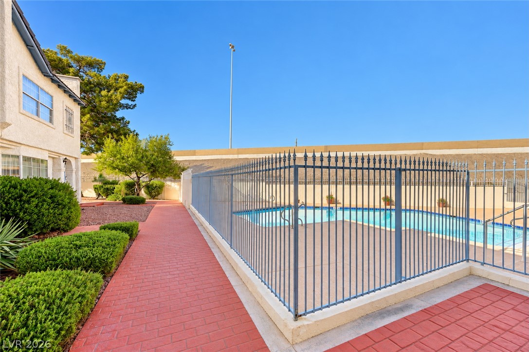 5383 Mountain Vista Street 13 Las Vegas NV 89120