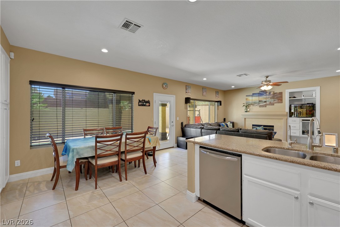 9229 Valador Avenue Las Vegas NV 89129