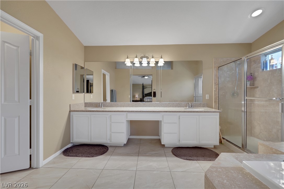 9229 Valador Avenue Las Vegas NV 89129