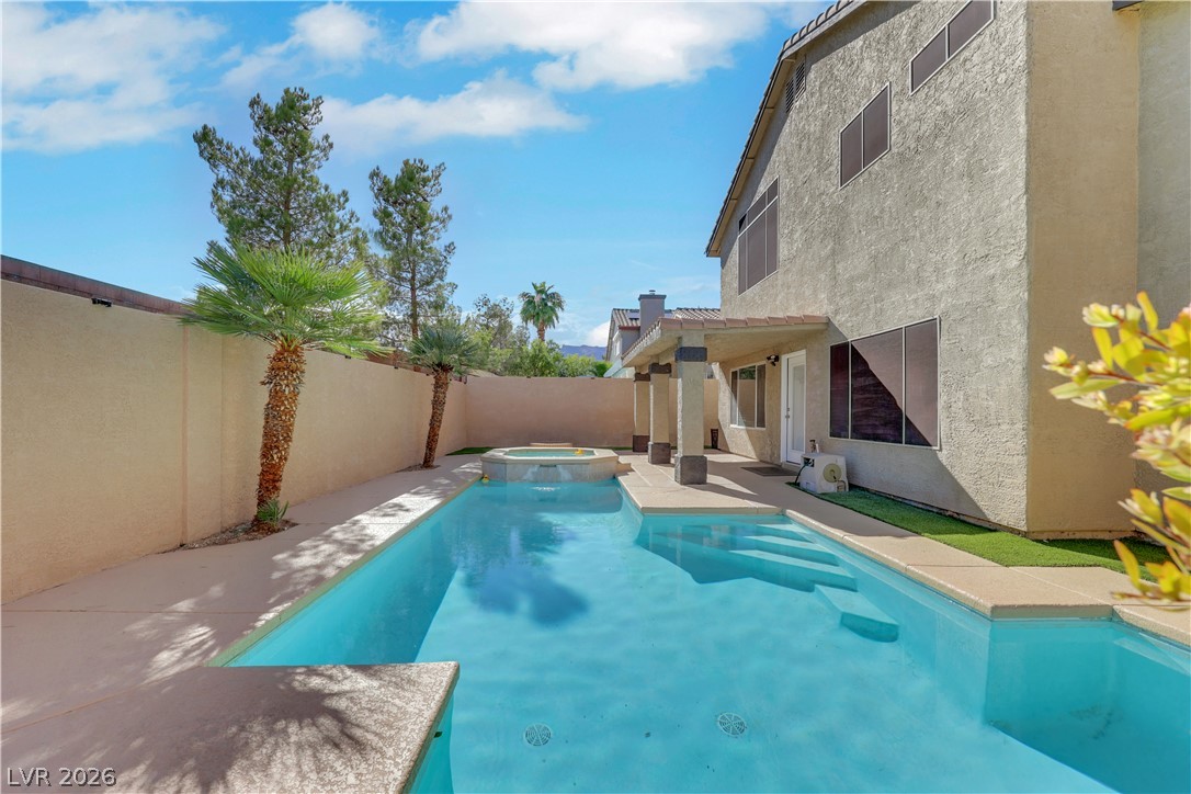 9229 Valador Avenue Las Vegas NV 89129