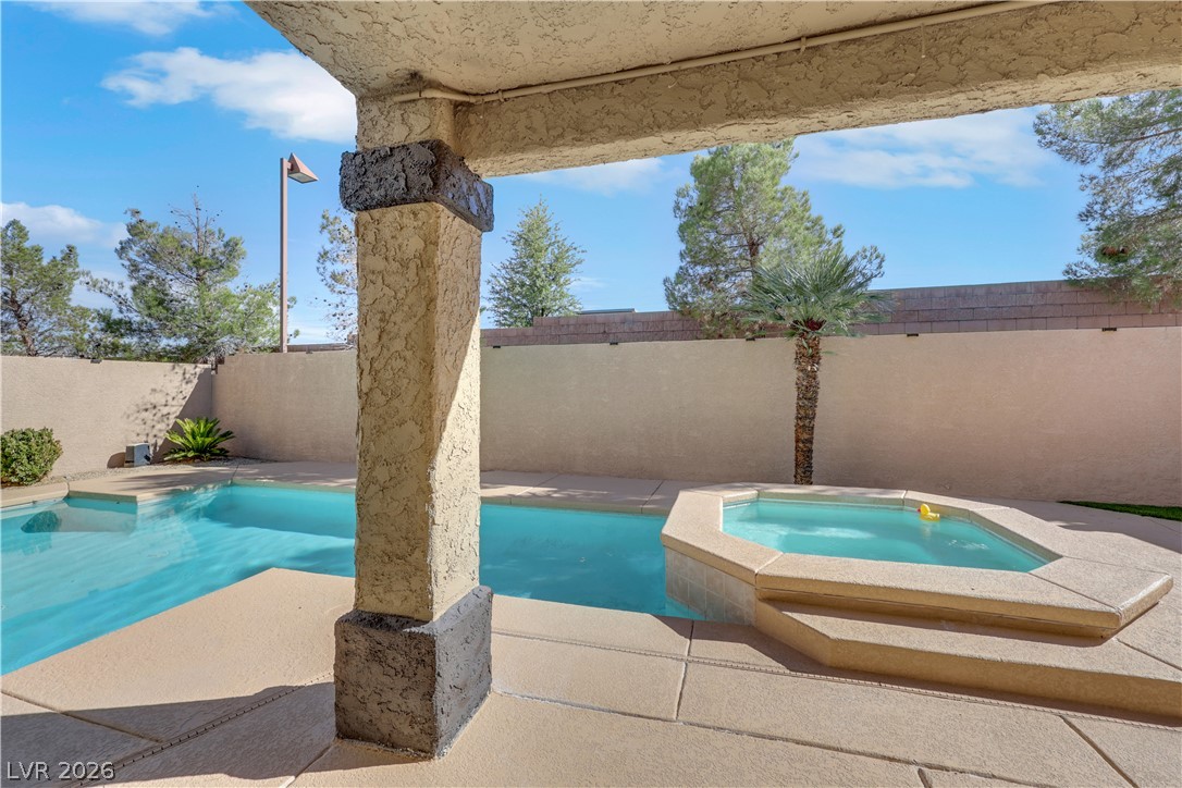 9229 Valador Avenue Las Vegas NV 89129