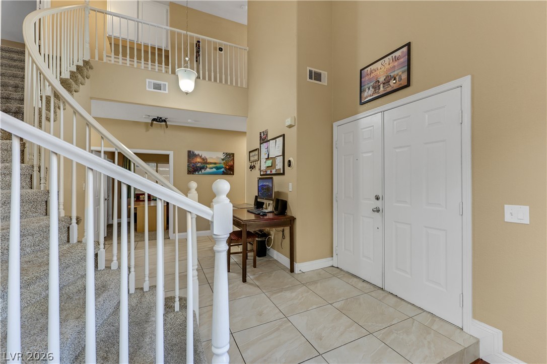 9229 Valador Avenue Las Vegas NV 89129