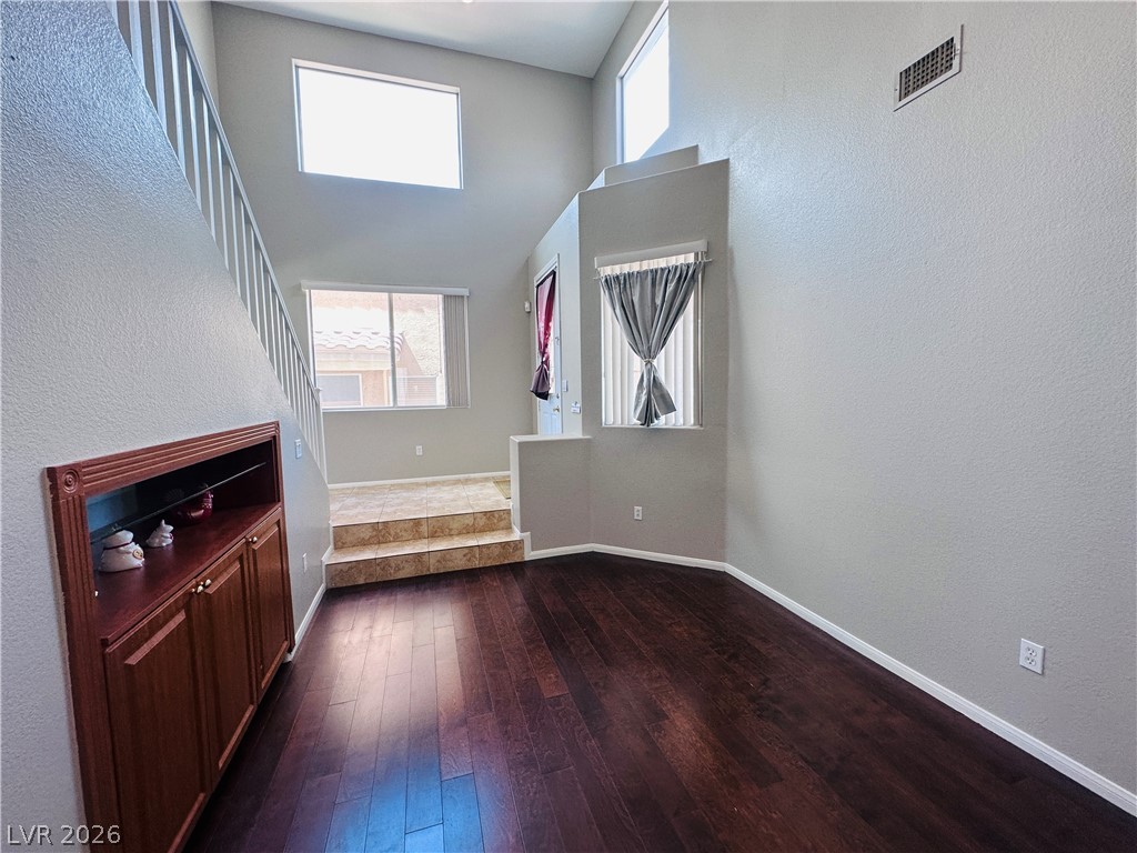 6789 Gold Yarrow Street Las Vegas NV 89148