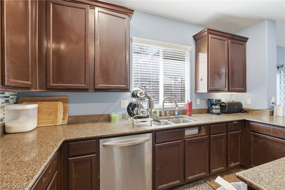 8051 Maple Park Street Las Vegas NV 89131