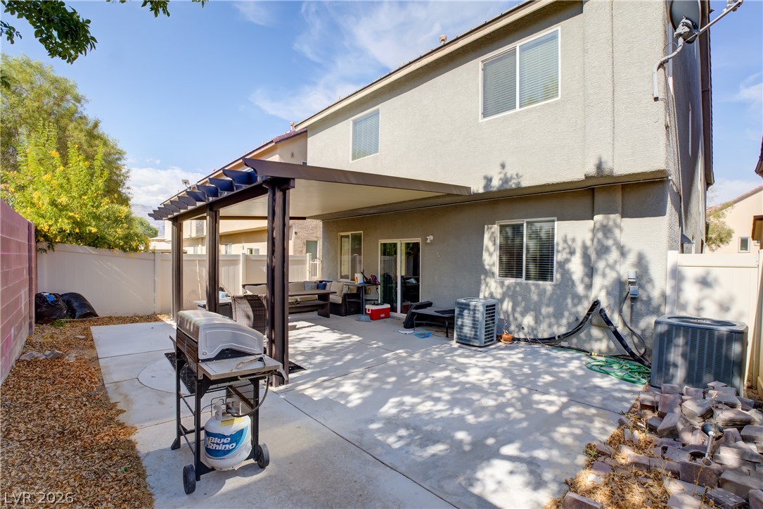 8051 Maple Park Street Las Vegas NV 89131