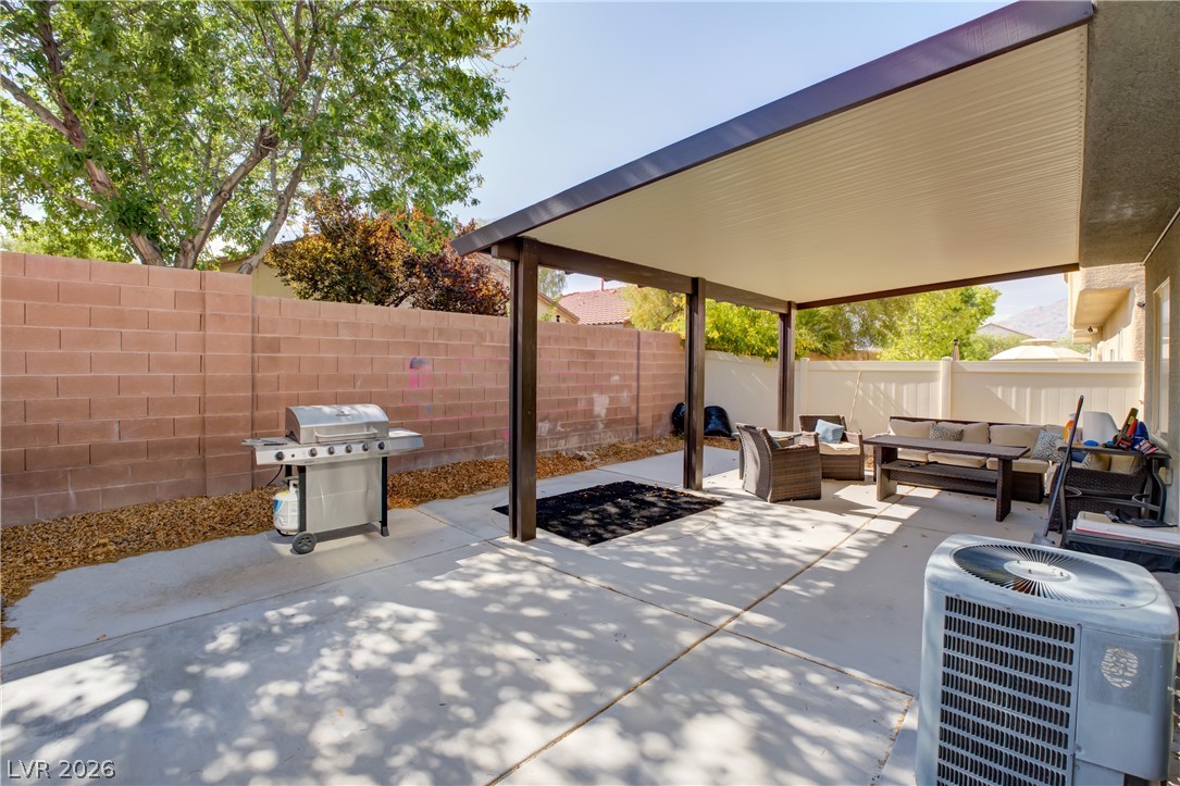 8051 Maple Park Street Las Vegas NV 89131