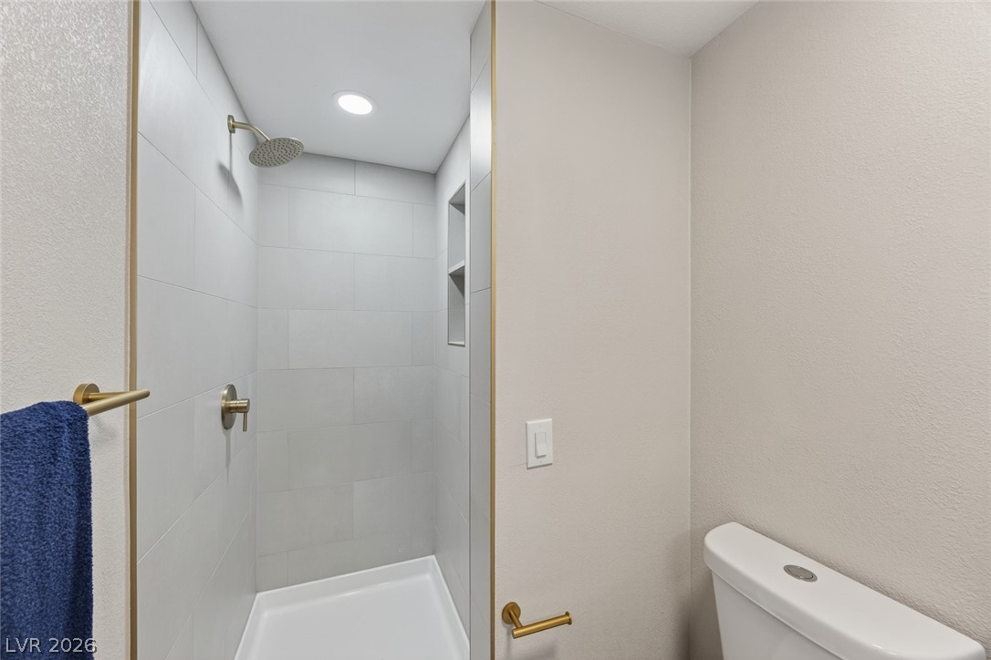 6735 Greengrove Drive Las Vegas NV 89103
