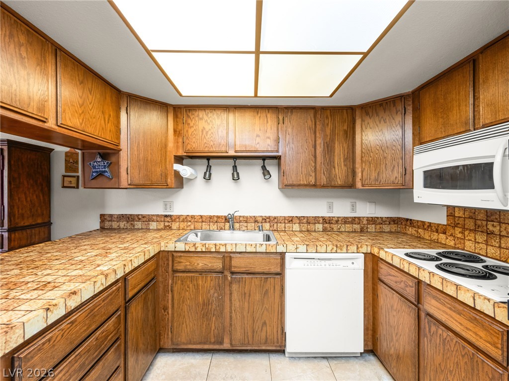 3422 Kensbrook Street Las Vegas NV 89121