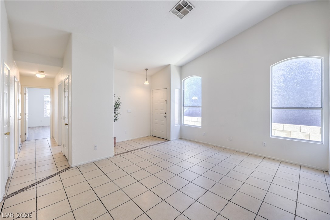 8433 Cinnamon Hill Avenue Las Vegas NV 89129