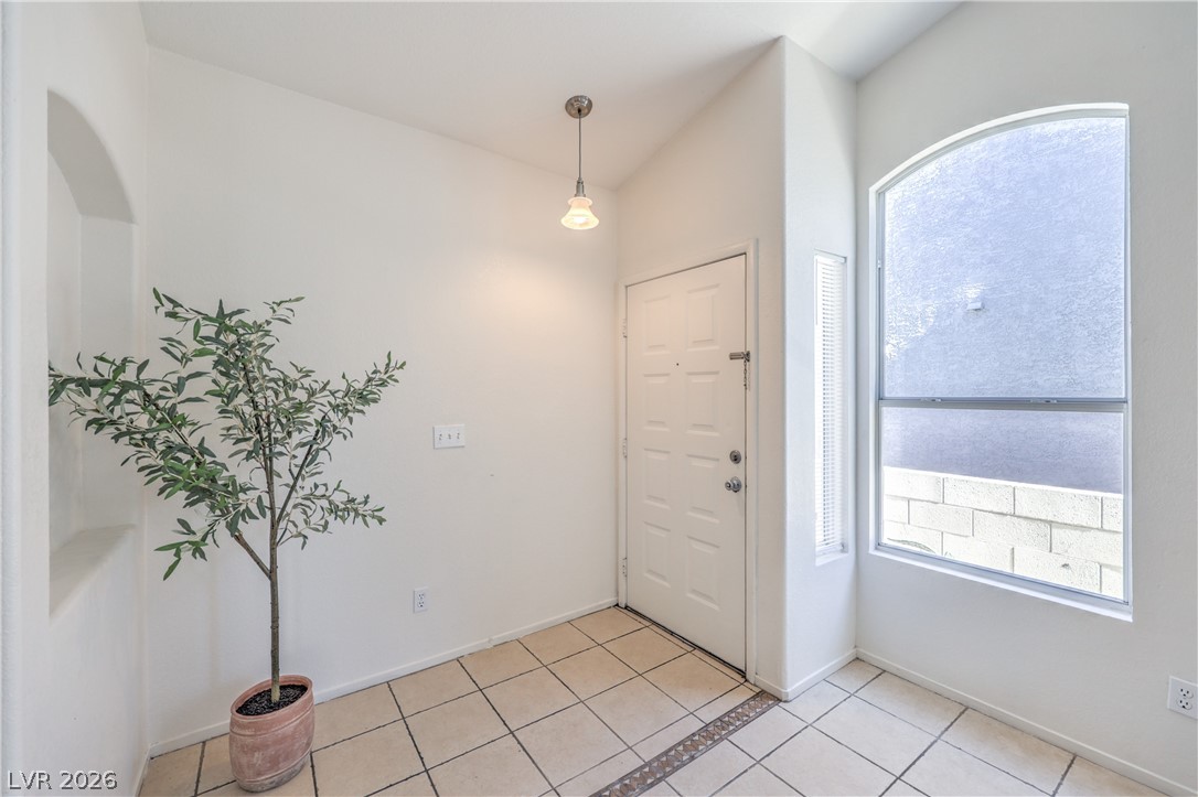 8433 Cinnamon Hill Avenue Las Vegas NV 89129