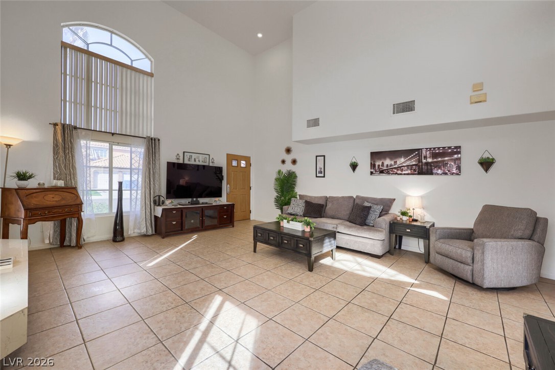 9133 Sapphire Ridge Avenue Las Vegas NV 89129