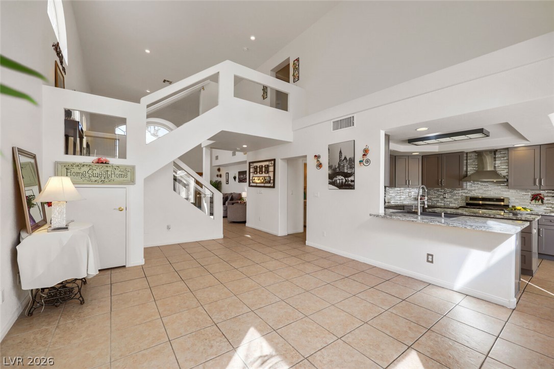 9133 Sapphire Ridge Avenue Las Vegas NV 89129