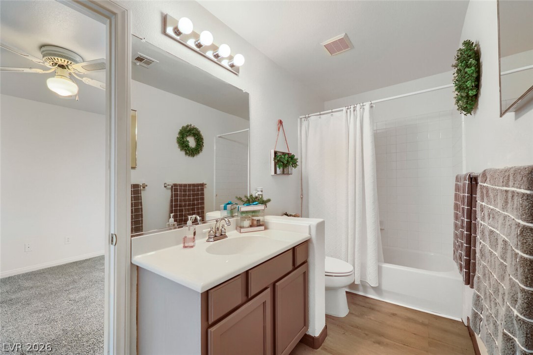 9133 Sapphire Ridge Avenue Las Vegas NV 89129