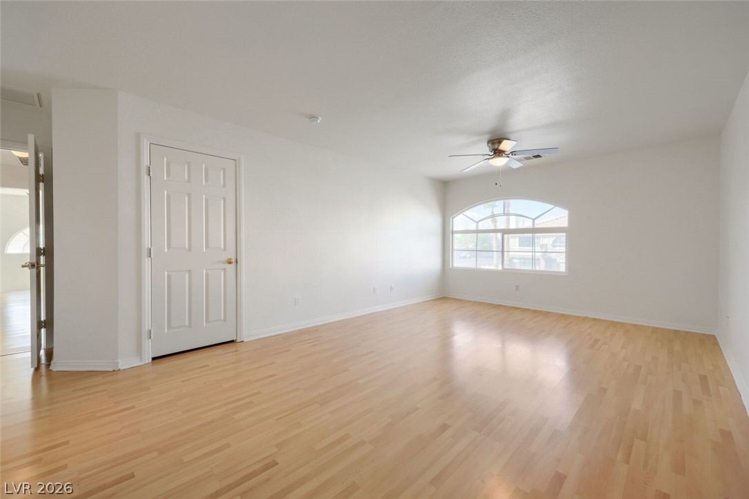 9133 Sapphire Ridge Avenue Las Vegas NV 89129