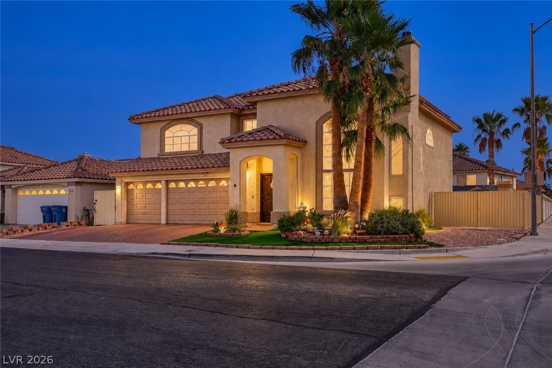 9133 Sapphire Ridge Avenue Las Vegas NV 89129