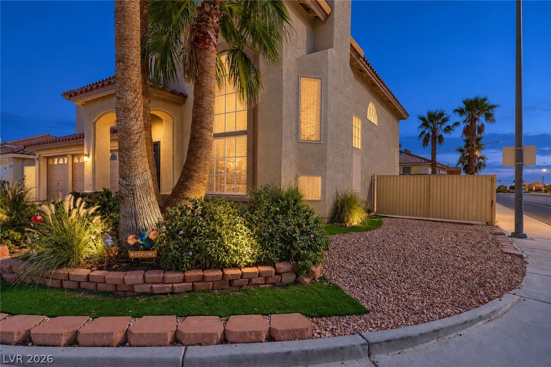 9133 Sapphire Ridge Avenue Las Vegas NV 89129