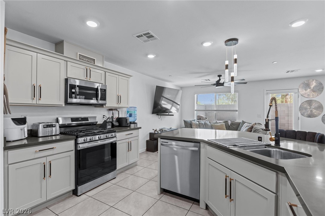 4915 Chidlaw Avenue 3 Las Vegas NV 89115