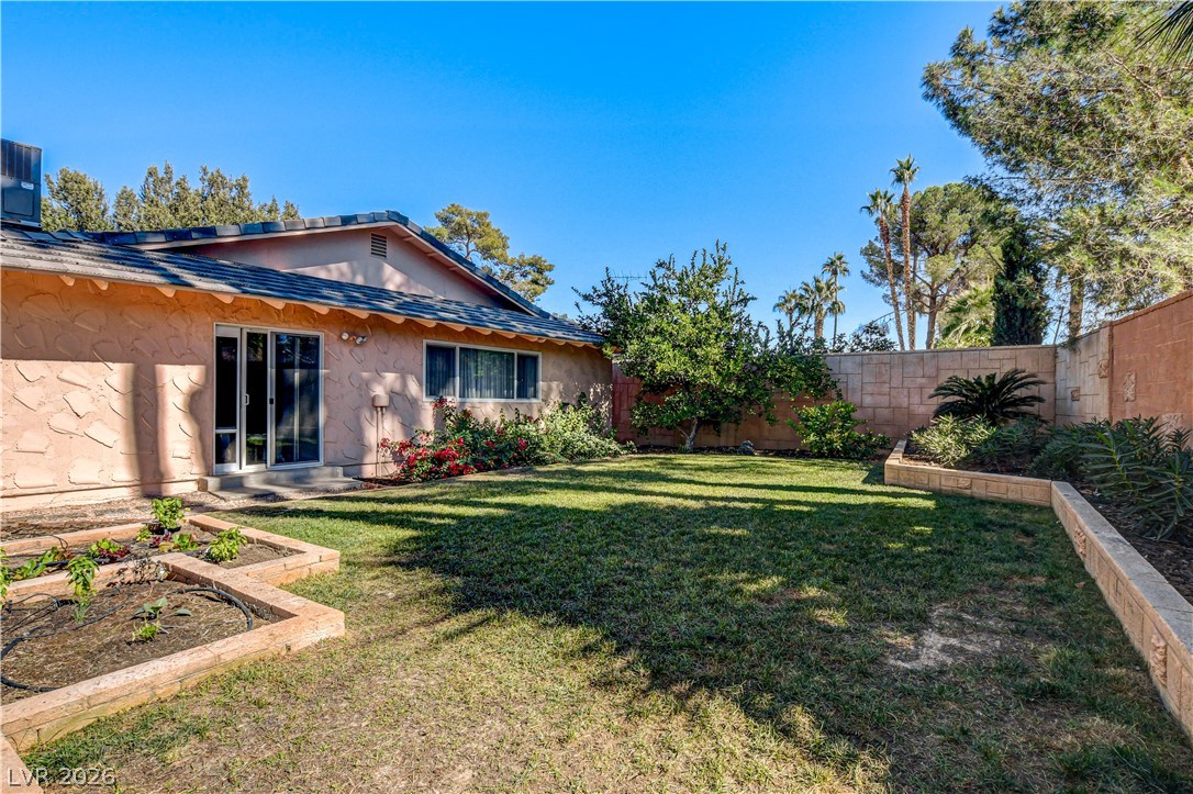3753 Meadowcrest Drive Las Vegas NV 89121