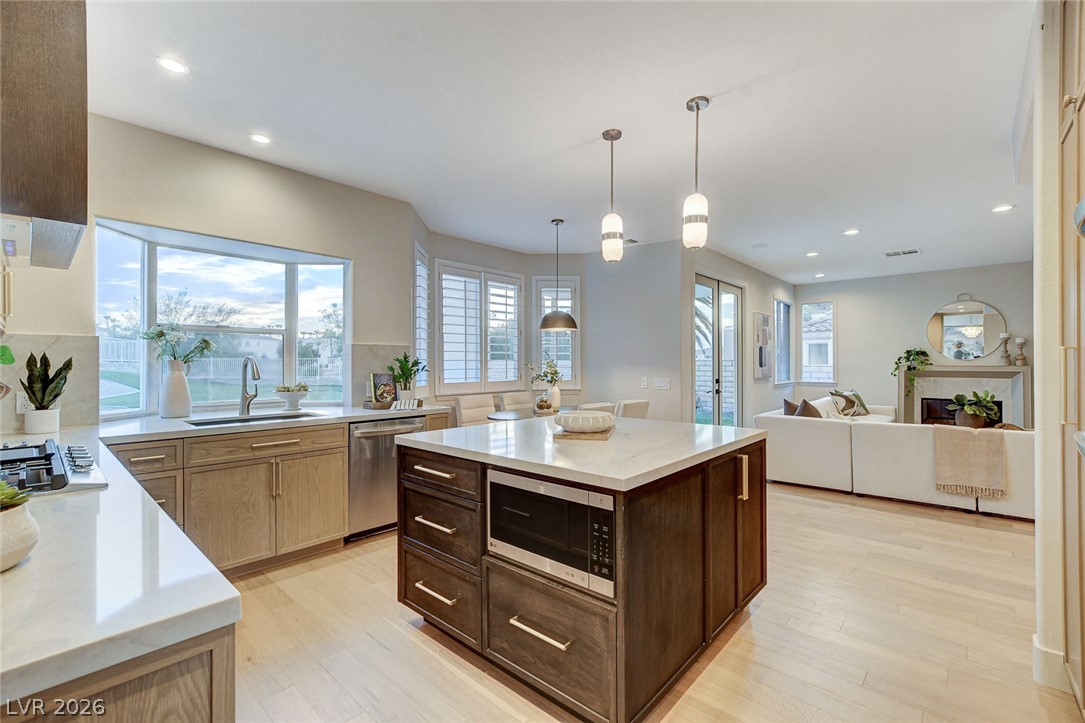 1929 Gleneagles Court Henderson NV 89074