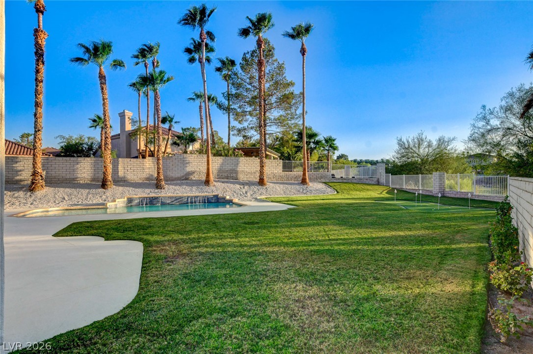 1929 Gleneagles Court Henderson NV 89074