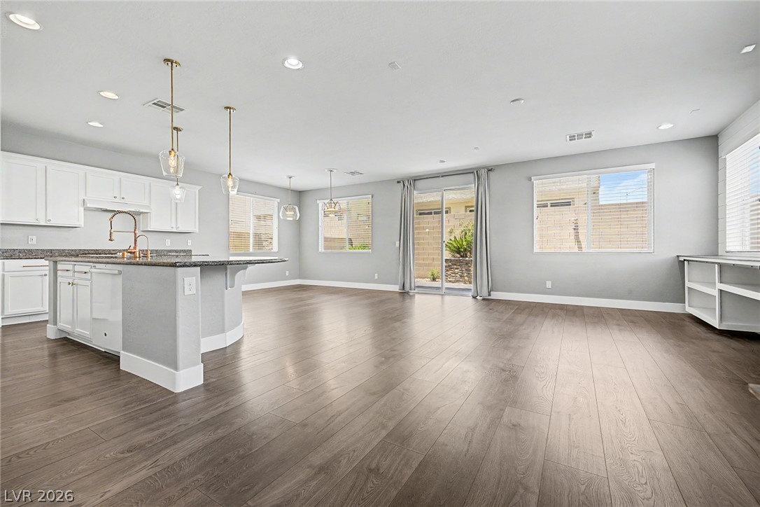 7703 Coral Cactus Court Las Vegas NV 89139