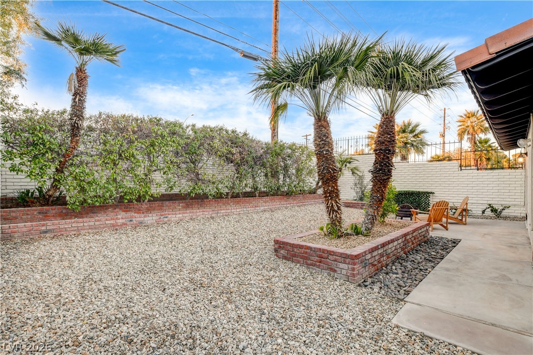 2100 Plaza Del Padre Las Vegas NV 89102