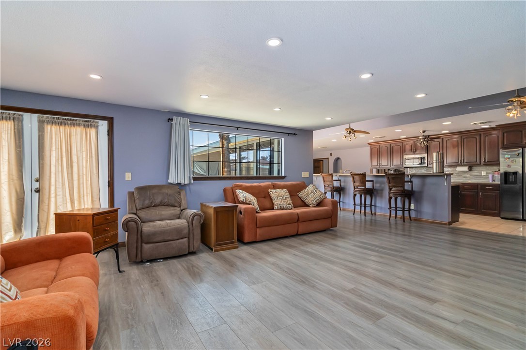 1727 Cherokee Lane Las Vegas NV 89169