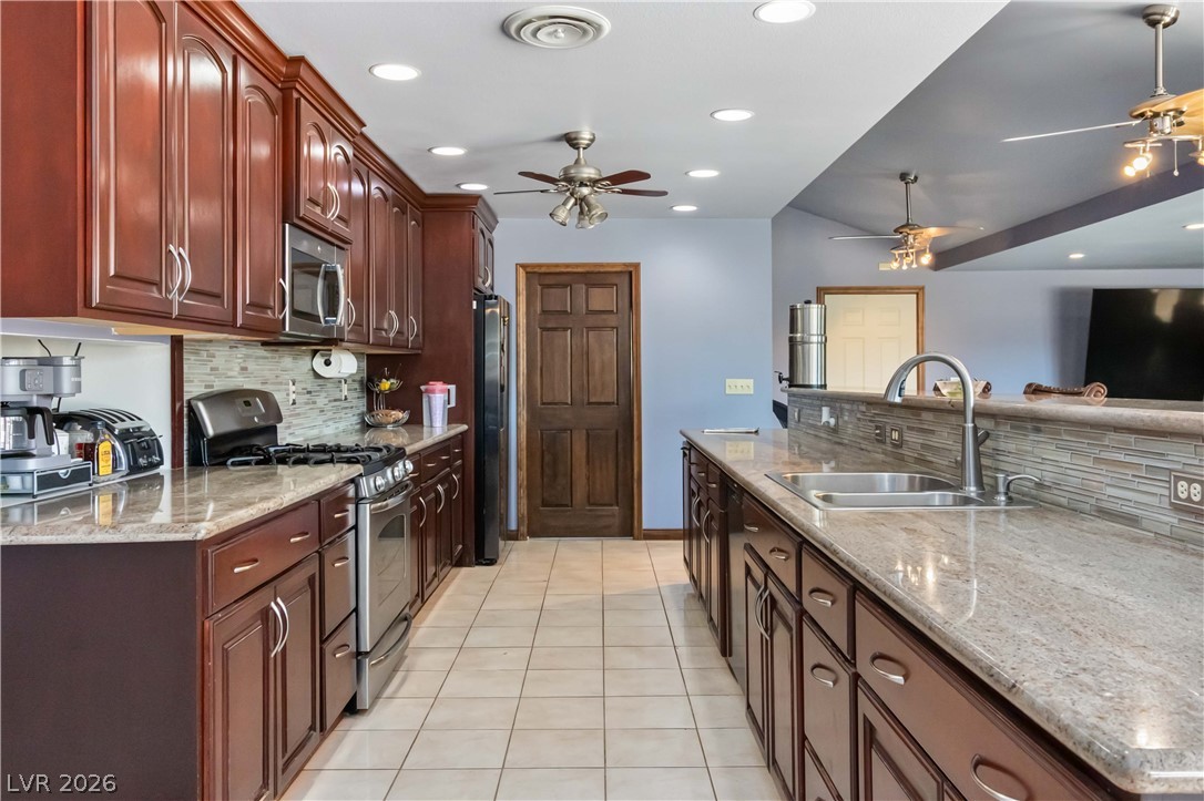 1727 Cherokee Lane Las Vegas NV 89169