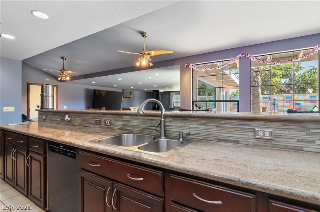 1727 Cherokee Lane Las Vegas NV 89169
