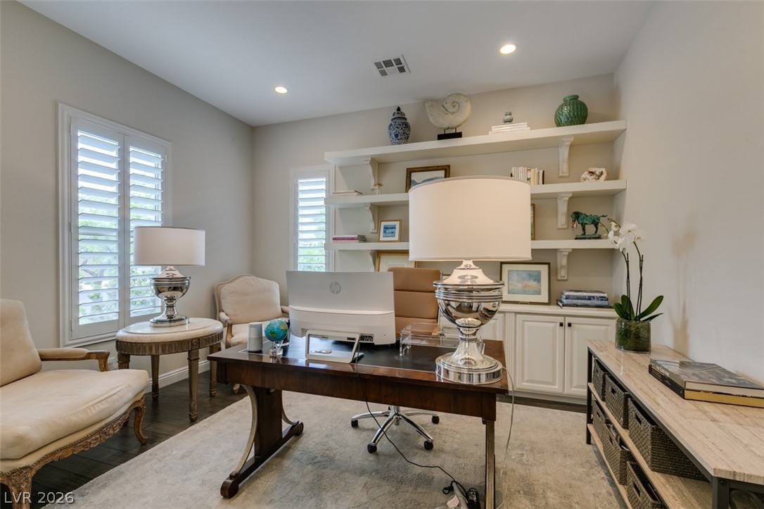 6842 Regency Crest Drive Las Vegas NV 89148