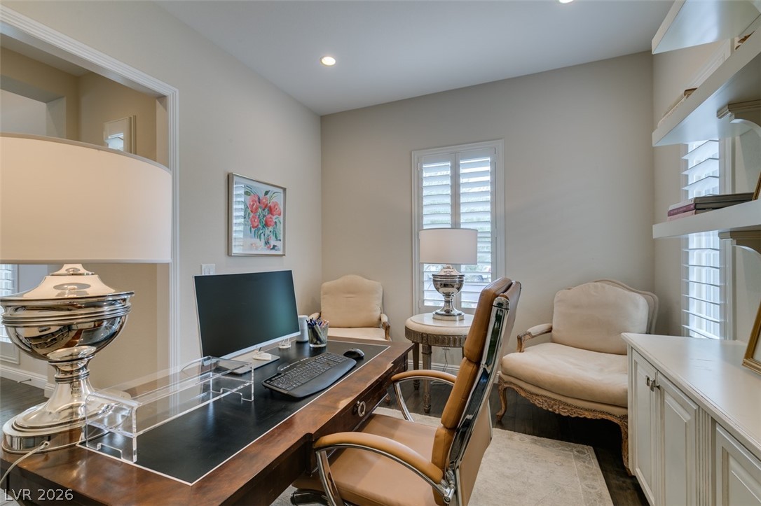 6842 Regency Crest Drive Las Vegas NV 89148
