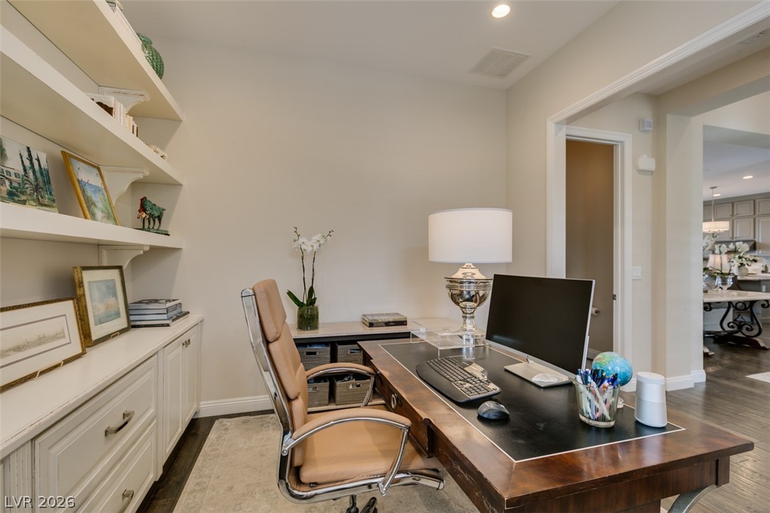 6842 Regency Crest Drive Las Vegas NV 89148