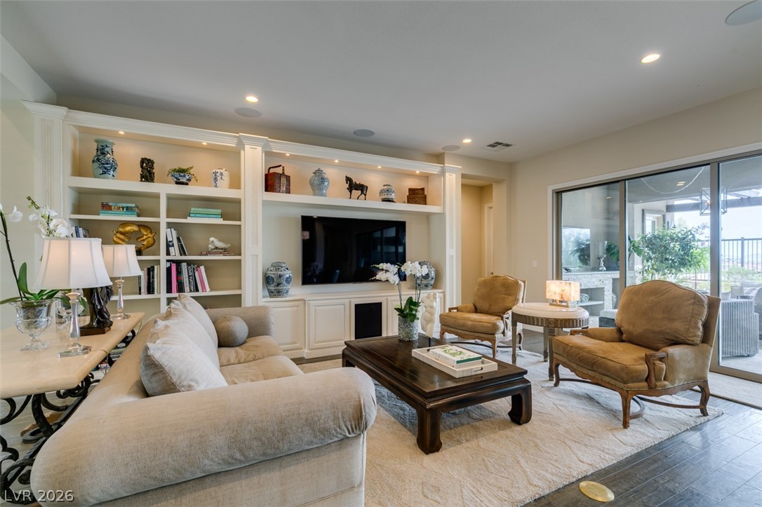 6842 Regency Crest Drive Las Vegas NV 89148