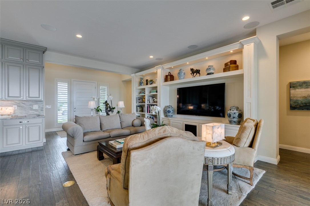 6842 Regency Crest Drive Las Vegas NV 89148