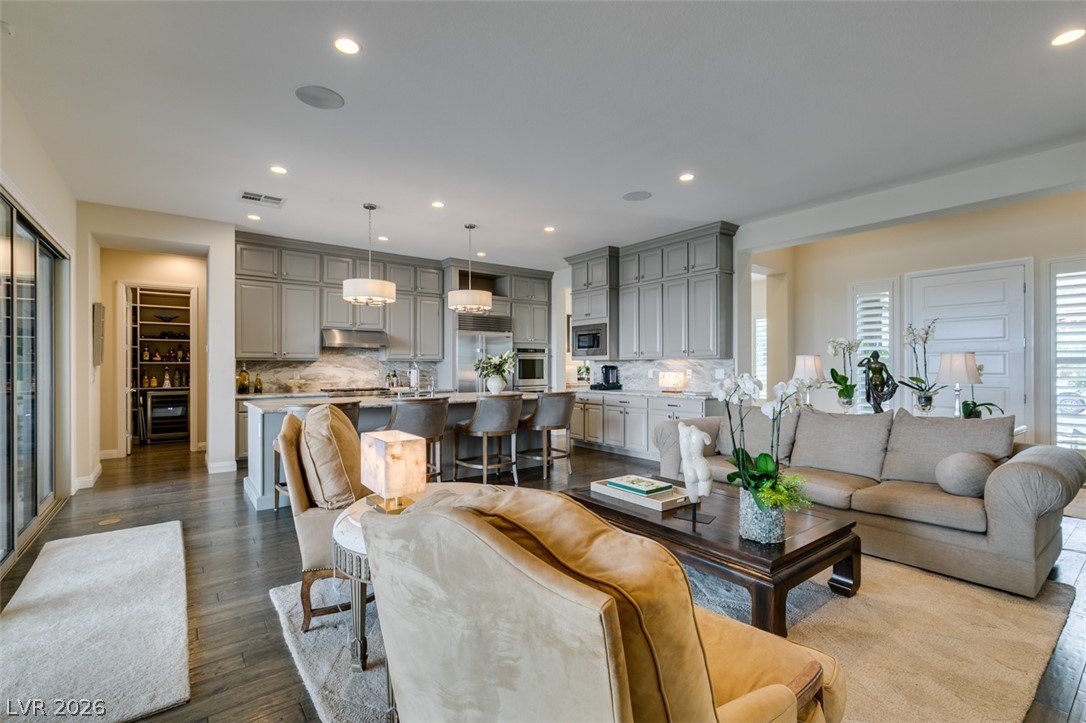 6842 Regency Crest Drive Las Vegas NV 89148