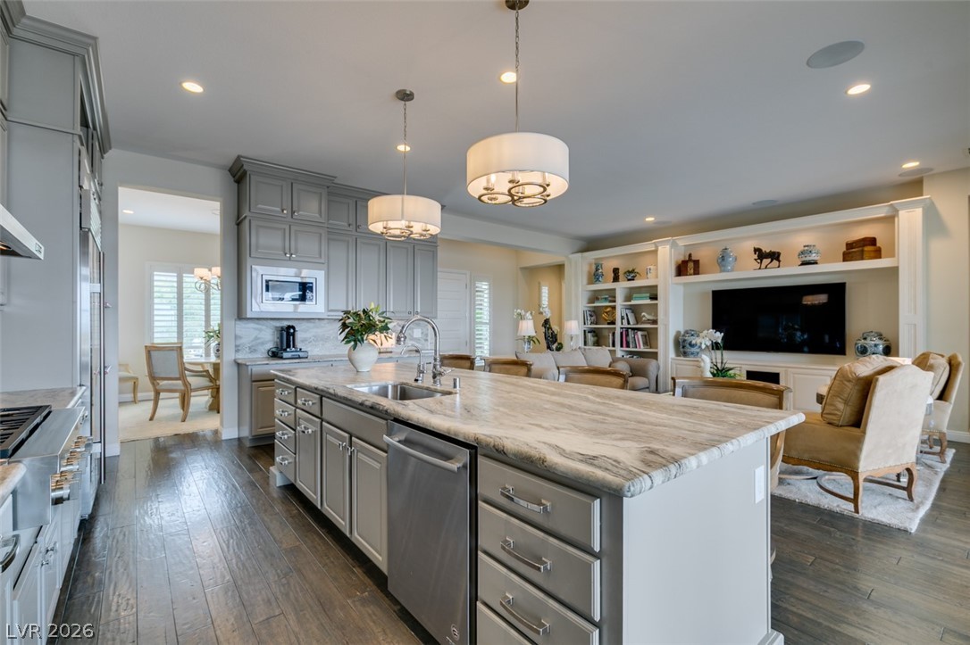 6842 Regency Crest Drive Las Vegas NV 89148