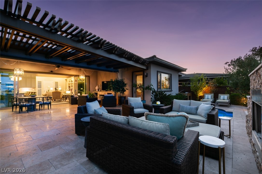 6842 Regency Crest Drive Las Vegas NV 89148