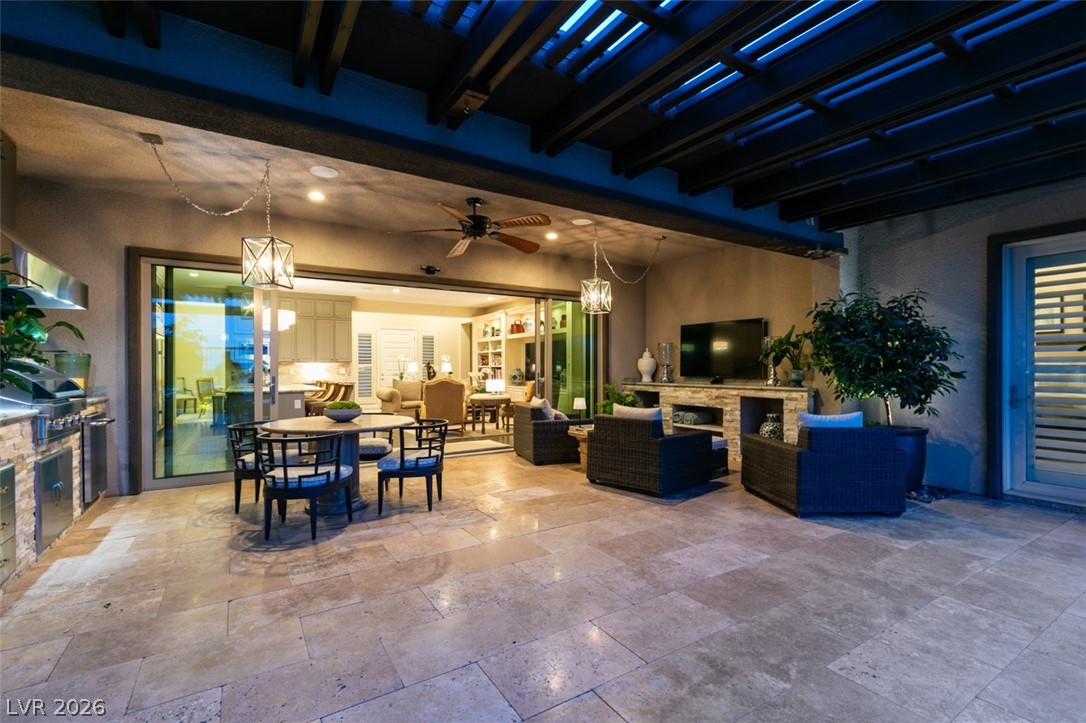 6842 Regency Crest Drive Las Vegas NV 89148
