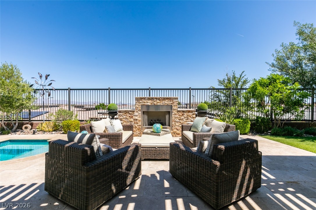 6842 Regency Crest Drive Las Vegas NV 89148