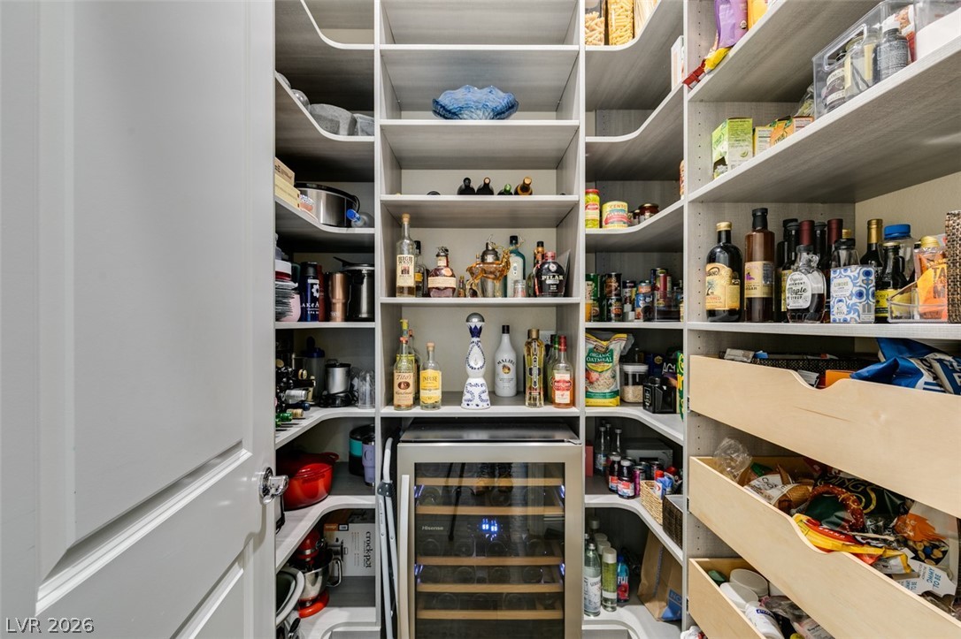 6842 Regency Crest Drive Las Vegas NV 89148