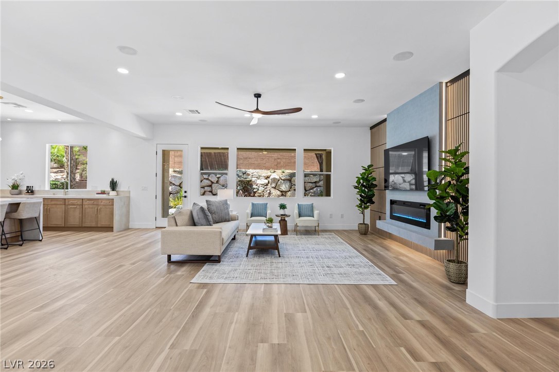 65 Twilight Rose Street Las Vegas NV 89138