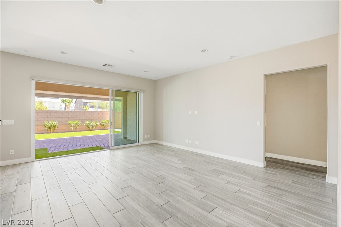 10086 Goff Grove Court Las Vegas NV 89183