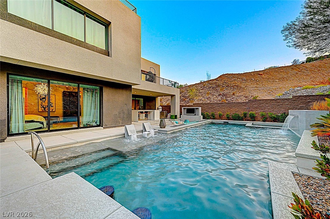 5 Highland Cove Lane Henderson NV 89011
