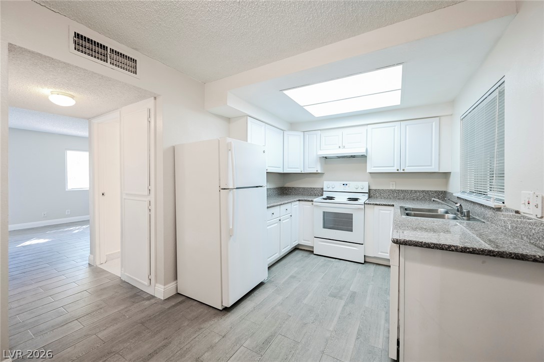4770 Topaz Street 29 Las Vegas NV 89121